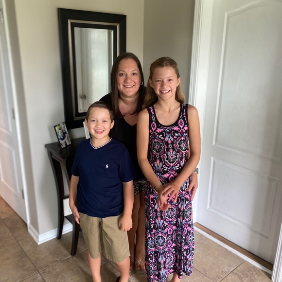 Meet your Posher, Theresa - Picture 1 of 1